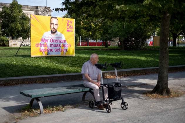 Wahlplakat der FDP zur bevorstehenden Landtagswahl in Brandenburg in Potsdam. FDP election poster for the upcoming state election in Brandenburg in Potsdam. snapshot-photography K.M.Krause *** FDP election poster for the upcoming state election in Brandenburg in Potsdam FDP election poster for the upcoming state election in Brandenburg in Potsdam snapshot photography K M Krause