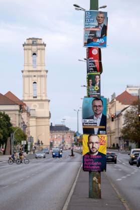 Wahlplakate verschiedener Parteien zur bevorstehenden Landtagswahl in Brandenburg in Potsdam. Election posters of various parties for the upcoming state elections in Brandenburg in Potsdam. snapshot-photography K.M.Krause *** Election posters of various parties for the upcoming state elections in Brandenburg in Potsdam Election posters of various parties for the upcoming state elections in Brandenburg in Potsdam snapshot photography K M Krause