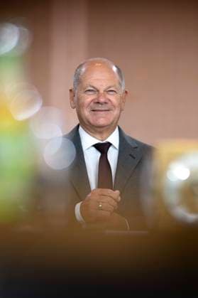 Olaf Scholz, cabinet meeting DEU, Deutschland, Germany, Berlin, 21.08.2024 Olaf Scholz , Bundeskanzler SPD , vor der Kabinettssitzung im Berliner Kanzleramt Bundeskanzleramt in Berlin Deutschland en: Olaf Scholz , German Chancellor SPD during a cabinet meeting at the chancellor office in Berlin Germany *** Olaf Scholz, cabinet meeting DEU, Deutschland, Germany, Berlin, 21 08 2024 Olaf Scholz , German Chancellor SPD , before the cabinet meeting at the chancellor office in Berlin Federal Chancellery in Berlin Germany en Olaf Scholz , German Chancellor SPD during a cabinet meeting at the chancellor office in Berlin Germany