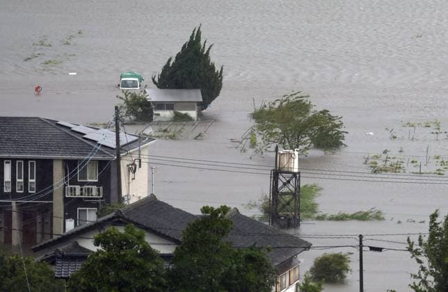 News Themen der Woche KW35 News Bilder des Tages Powerful typhoon in Japan A farm field is flooded along a river in Yufu in the southwestern Japan prefecture of Oita on Aug. 29, 2024, as heavy rain hit the region due to Typhoon Shanshan.  A14AA0003348230P