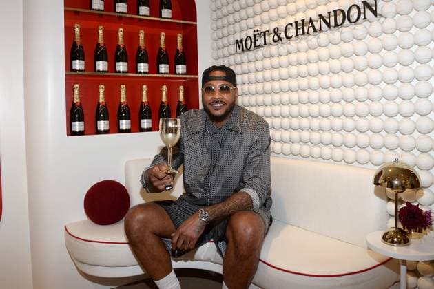 Carmelo Anthony and Yvonne Orji attend the US Open from the Moet & Chandon Clubhouse suite, enjoying a glass of Moet & Chandon - the Official Champagne of the US Open Featuring: Carmelo Anthony Where: Queens, New York, United States When: 29 Aug 2024 Credit: Joey Andrew startraksphoto.com EDITORIAL USE ONLY. NOT FOR USE BY NEWSPAPERS BASED IN THE UK. Copyright: xJOEYxANDREWx instar54071730