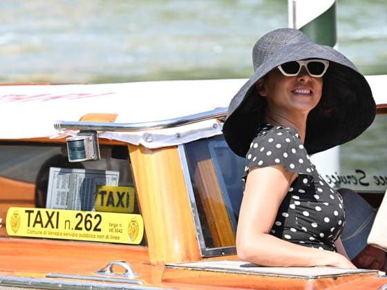 Entertainment Bilder des Tages Venice, 81st Venice International Film Festival, day 4 - arrivals at the pier - In the photo: Moran Atias  Copyright: xManuelexMangiarottix xipa-agencyx xPoolxPhotoxEventsx04x IPA_Agency_IPA49224095