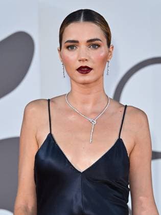 Venice, 81st Venice International Film Festival, fourth evening - red carpet KINEO AWARD In the photo: GIUSY BUSCEMI  Copyright: xSimonexComix xipa-agency.netx xPoolxPhotoxEventsx04x IPA_Agency_IPA49232744