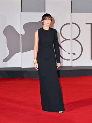Venice: Venice, 81st Venice Film Festival 2024 - Sixth Evening. Red Carpet Filming Italy Award In the photo: Kasia Smutniak Venice  - ZUMAp169 20240901_zea_p169_1347 Copyright: xManuelexMangiarottix