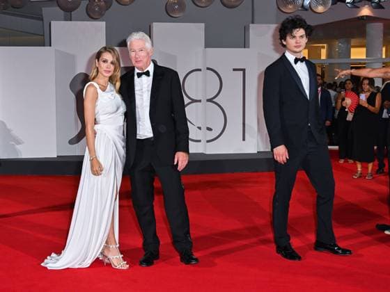 Venice, 81st Venice Film Festival 2024 - Sixth Evening. Red Carpet Filming Italy Award In the photo: Richard Gere and Alejandra Silva  Copyright: xManuelexMangiarottix xipa-agencyx xPoolxPhotoxEventsx04x IPA_Agency_IPA49266266