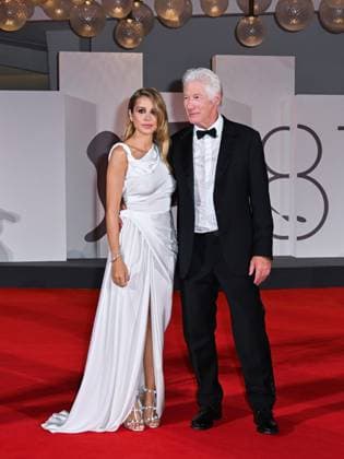 Venice: Venice, 81st Venice Film Festival 2024 - Sixth Evening. Red Carpet Filming Italy Award In the photo: Richard Gere and Alejandra Silva Venice  - ZUMAp169 20240901_zea_p169_1362 Copyright: xManuelexMangiarottix