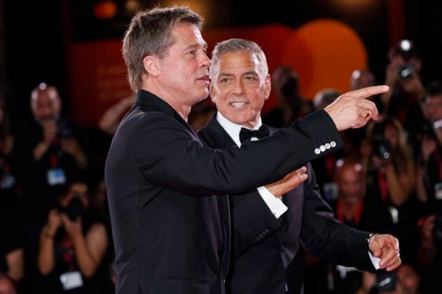 Brad Pitt und George Clooney bei der Premiere des Kinofilms Wolfs auf der Biennale di Venezia 2024 81. Internationale Filmfestspiele von Venedig im Palazzo del Cinema. Venedig, 01.09.2024 *** Brad Pitt and George Clooney at the premiere of the feature film Wolfs at the Biennale di Venezia 2024 81 Venice International Film Festival at the Palazzo del Cinema Venice, 01 09 2024 Foto:xD.xBedrosianx xFuturexImagex wolfs_4962