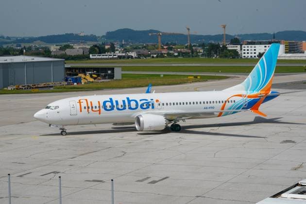 Flydubai, aircraft, Boeing, airport, taxiway, airline, aircraft on the ground, departure preparations, aviation, passenger aircraft, air traffic, Middle East, flight connections, tourism, airline, passenger flight, ground handling, Dubai, international travel, aircraft maintenance, a Copyright: xJoeranxSteinsiekx