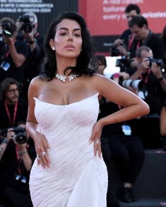 Venice, 81st Venice International Film Festival, Red Carpet Diva & donna award. Pictured: Georgina Rodriguez  Copyright: xAlbertoxTerenghi PoolxPhotoxEvenx xPoolxPhotoxEventsx04x IPA_Agency_IPA49320727
