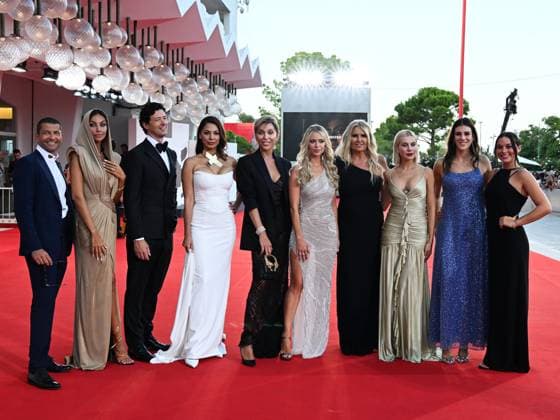Venice: Venice, 81st Venice Film Festival 2024 - Seventh Evening, Diva E Donna Award. In the photo Venice  - ZUMAp169 20240903_zea_p169_1897 Copyright: xManuelexMangiarottix