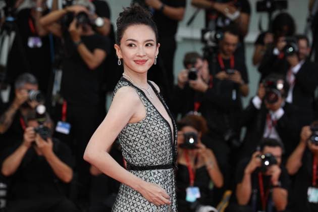 Filmfestspiele in Venedig, Joker: Folle a Deux Premiere September 4, 2024, Lido Di Venezia, Veneto, Italy: ZHANG ZIYI walks the red carpet for the Premiere of Joker: Folie a Deux movie during the 81st Venice International Film Festival in Lido di Venezia, Italy Lido Di Venezia Italy - ZUMAc179 20240904_zep_c179_124 Copyright: xMickaelxChavetx
