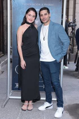 TV Horror Serie Reliquias Oscuras Photocall in Mexiko-Stadt September 4, 2024, Mexico City, Ciudad de Mexico, Mexico: Nicole Curiel and Alex Perea attending the Pihotocall for the horror Tv series Ã¢â‚¬ËœReliquias OscurasÃ¢â‚¬â ¢ by Televisa Univision at Convento San Joaquin. on September 4, 2024 in Mexico City, Mexico. Mexico City Mexico - ZUMAe321 20240904_zea_e321_060 Copyright: xYamakxPerea xEyepixxGroupx