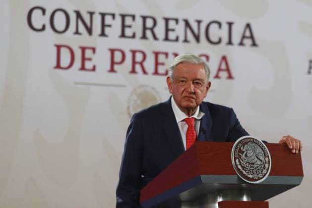 Lopez Obrador Celebrates Approval Of Judicial Reform - Mexico City Mexican President Andres Manuel Lopez Obrador, speaks about the approval of the reform of the judiciary as well as the minimization of the peso s fall against the dollar, during the briefing conference at the National Palace. Mexico City, Mexico, September 4, 2024. Lopez Obrador, paused to talk about the reform to the Judicial Branch, which was approved by the Deputies in general, before his appearance with the media and during the same in particular. After it was announced that it would now go to the Senate of the Republic, AMLO congratulated the representatives of Morena and its allies that make up the Chamber of Deputies for this fact, which he considered to be something Copyright: xEyepix ABACAx