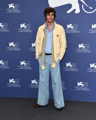 Venice, 81st Venice International Film Festival, Photocall film M - The Son Of The Century . Pictured: Lorenzo Zurzolo  Copyright: xAlbertoxTerenghi PoolxPhotoxEvenx xPoolxPhotoxEventsx04x IPA_Agency_IPA49373009