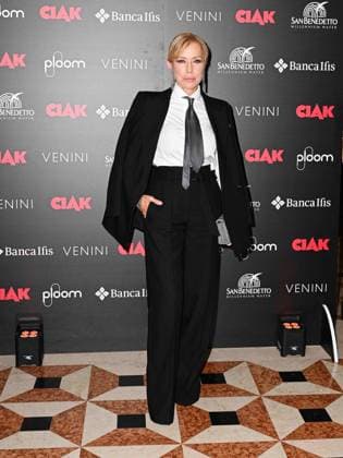 Venice, 81st Venice Film Festival 2024 -. Ciak Award. In the photo: Nancy Brilli  Copyright: xManuelexMangiarottix xipa-agencyx xPoolxPhotoxEventsx04x IPA_Agency_IPA49388735