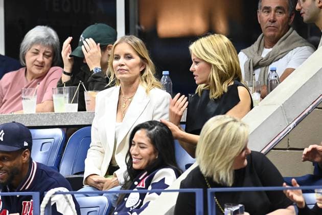 Celebrities spotted on day 11 at The US Open Featuring: Elizabeth Banks, Kim Dickens Where: Queens, New York, United States When: 05 Sep 2024 Credit: Sophie Fritz startraksphoto.com EDITORIAL USE ONLY. NOT FOR USE BY NEWSPAPERS BASED IN THE UK. Copyright: xSOPHIExFRITZx instar54098239