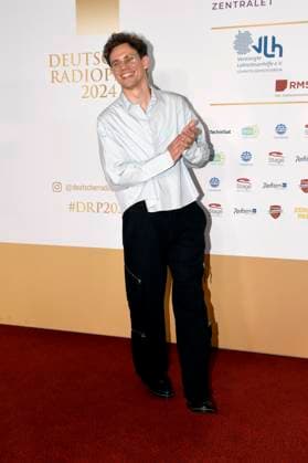 Kamrad at the presentation of the 15 German Radio Award 2024 at the Musical Theater Neue Flora Hamburg, 05 09 2024 Foto:xA.xTeiwesx xFuturexImagex radiopreis_4897