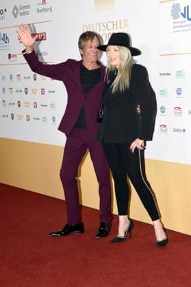 Steve Norman from Spandau Ballet and Sabrina Winter from Stereoblonde at the presentation of the 15 German Radio Award 2024 at the Musical Theater Neue Flora Hamburg, 05 09 2024 Foto:xA.xTeiwesx xFuturexImagex radiopreis_4901