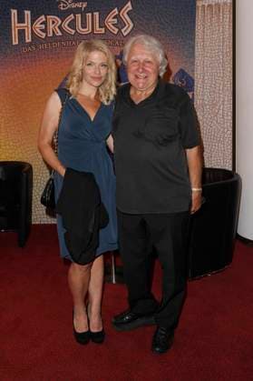 Peter Urban with his wife Laura at the presentation of the 15 German Radio Award 2024 at the Musical Theater Neue Flora Hamburg, 05 09 2024 Foto:xC.xNiehausx xFuturexImagex radiopreis_4903