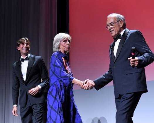 Filmfestspiele in Venedig, Kostümbildnerin Paola Comencini Campari Passion For Film Award Venice, 81st Venice International Film Festival, Campari Passion For Film 2024 Award. Pictured: Paola Comencini, Alberto Porchio, Alberto Barbera  Copyright: xAlbertoxTerenghi PoolxPhotoxEvenx xPoolxPhotoxEventsx04x IPA_Agency_IPA49411430