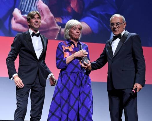 Filmfestspiele in Venedig, Kostümbildnerin Paola Comencini Campari Passion For Film Award Venice, 81st Venice International Film Festival, Campari Passion For Film 2024 Award. Pictured: Paola Comencini, Alberto Porchio, Alberto Barbera  Copyright: xAlbertoxTerenghi PoolxPhotoxEvenx xPoolxPhotoxEventsx04x IPA_Agency_IPA49411434