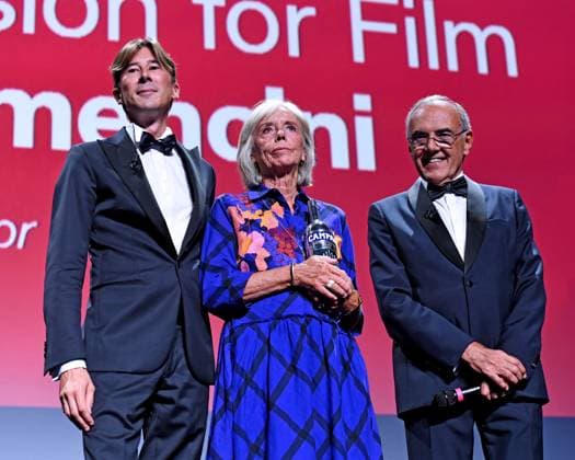Filmfestspiele in Venedig, Kostümbildnerin Paola Comencini Campari Passion For Film Award Venice, 81st Venice International Film Festival, Campari Passion For Film 2024 Award. Pictured: Paola Comencini, Alberto Porchio, Alberto Barbera  Copyright: xAlbertoxTerenghi PoolxPhotoxEvenx xPoolxPhotoxEventsx04x IPA_Agency_IPA49411439