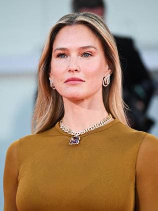 Venice, 81st Venice Film Festival 2024 - Tenth evening. Nuovo IMAIE Award In the photo: Bar Refaeli  Copyright: xManuelexMangiarottix xipa-agencyx xPoolxPhotoxEventsx04x IPA_Agency_IPA49412070