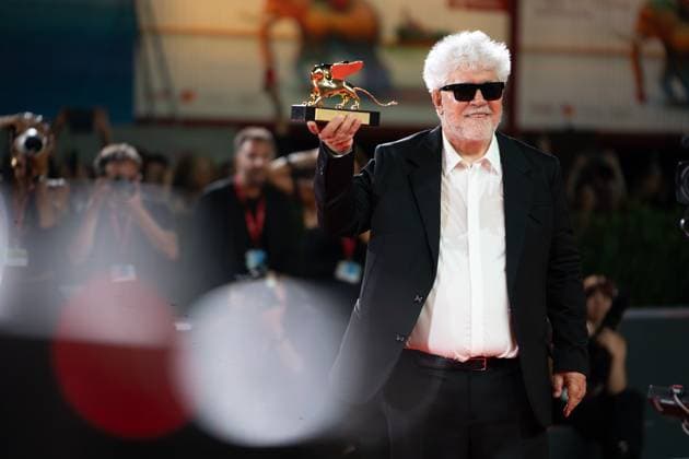 2024 Winners Photocall - The 81st Venice International Film Festival Pedro Almodovar poses with the Golden Lion Award during the 81st Venice International Film Festival at Palazzo del Cinema in Venice, Italy, on September 7, 2024. Venice Italy  Copyright: xLucaxCarlinox originalFilename: carlino-notitle240907_npn1p.jpg