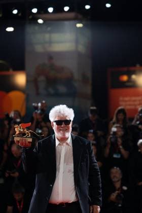 2024 Winners Photocall - The 81st Venice International Film Festival Pedro Almodovar poses with the Golden Lion Award during the 81st Venice International Film Festival at Palazzo del Cinema in Venice, Italy, on September 7, 2024. Venice Italy  Copyright: xLucaxCarlinox originalFilename: carlino-notitle240907_npOPN.jpg