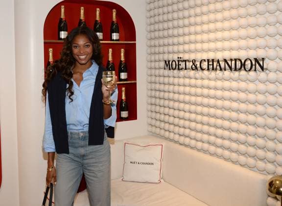 The Moet & Chandon Clubhouse suite at the US Open Featuring: Gabby Thomas Where: Queens, New York, United States When: 07 Sep 2024 Credit: Joey Andrew startraksphoto.com EDITORIAL USE ONLY. NOT FOR USE BY NEWSPAPERS BASED IN THE UK. Copyright: xJOEYxANDREWx instar54103812