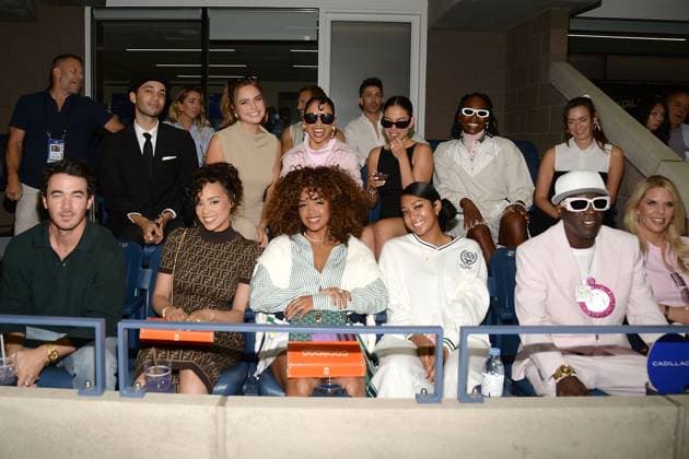 Celebrities at the Cadillac suite at the US Open Featuring: Kevin Jonas, Kristy Scott, HER (Gabriella Wilson), Alex Wilson, Flava Flave, Tomas Herold, Bailee Madison, Liza Koshy, Inanna Sarkis, Ashleigh Johnson Where: Queens, New York, United States When: 07 Sep 2024 Credit: Jesse Bauer startraksphoto.com EDITORIAL USE ONLY. NOT FOR USE BY NEWSPAPERS BASED IN THE UK. Copyright: xJESSExBAUERx instar54103832
