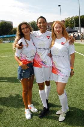Yasmina Filali, Annabelle Mandeng and Esther Roling at the Kicken mit Herz charity football match in aid of the childrens heart ward at Eppendorf University Hospital on 8 September 2024 in Hamburg Kicken mit Herz 2024 charity event in Hamburg