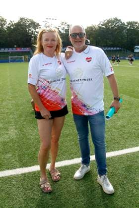 Nina Petri and Marek Erhardt at the Kicken mit Herz charity football match in aid of the childrens heart ward at Eppendorf University Hospital on 8 September 2024 in Hamburg Kicken mit Herz 2024 charity event in Hamburg