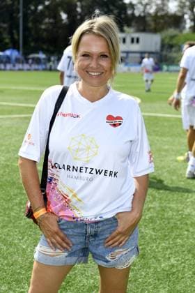 Nova Meierhenrich at the 16 charity football match Kicken mit Herz for the benefit of the childrens heart ward of the UKE Eppendorf in Hamburg on 08 09 2024