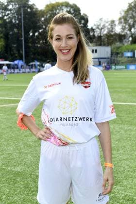 Julia Stinshoff at the 16 charity football match Kicken mit Herz for the benefit of the childrens heart ward of the UKE Eppendorf in Hamburg on 08 09 2024