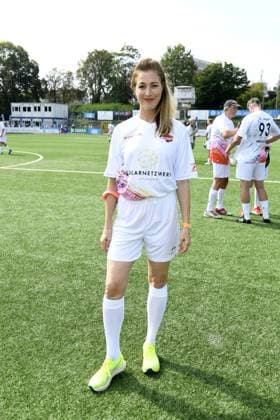 Julia Stinshoff at the 16 charity football match Kicken mit Herz for the benefit of the childrens heart ward of the UKE Eppendorf in Hamburg on 08 09 2024