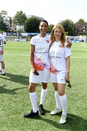 Annabelle Mandeng and Esther Roling at the 16 charity football match Kicken mit Herz in aid of the childrens heart ward at UKE Eppendorf in Hamburg on 08 09 2024