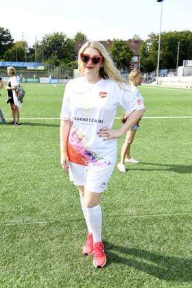 Sandra Quadflieg at the 16 charity football match Kicken mit Herz for the benefit of the childrens heart ward of the UKE Eppendorf in Hamburg on 08 09 2024
