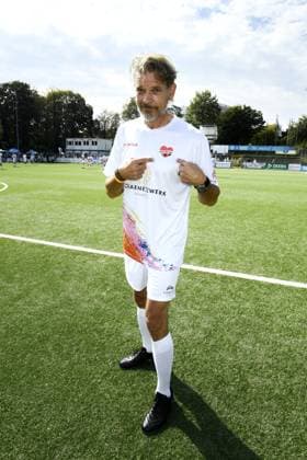 Götz Otto at the 16 charity football match Kicken mit Herz in aid of the childrens heart ward at UKE Eppendorf in Hamburg on 08 09 2024