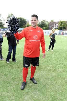 Tim Mälzer at the 16 charity football match Kicken mit Herz in aid of the childrens heart ward at UKE Eppendorf in Hamburg on 08 09 2024