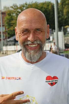 KICKEN MIT HERZ, 08 09 2024 Holger Stanislawski, Kicken mit Herz the charity football match in aid of the UKE childrens ward at the SC Victoria stadium, Hamburg, 08 09 2024 Copyright: xEventpressxMPx