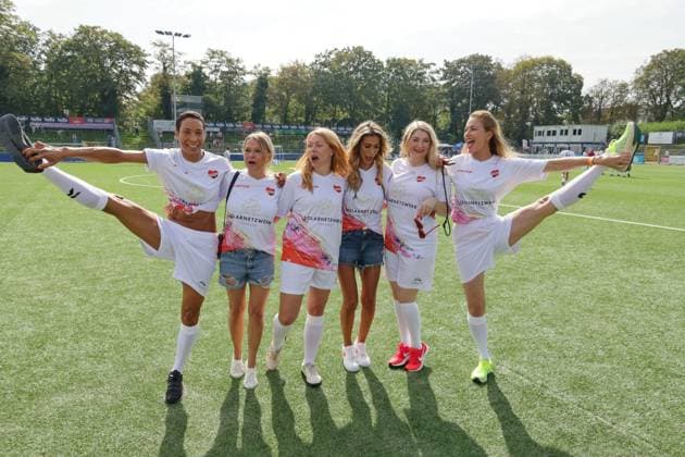 KICKEN MIT HERZ, 08 09 2024 Annabelle Mandeng, Nova Meierhenrich, Esther Roling, Yasmina Fiilali, Sandra Quadflieg, Julia Stinshoff, Kicken mit Herz the charity football match in aid of the childrens ward of the UKE in the stadium of SC Victoria, Hamburg, 08 09 2024 Copyright: xEventpressxMPx