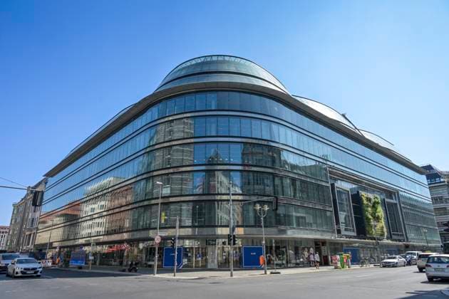 Galeries Lafayette department store, Quartier 207 shopping center and office building, Friedrichstrasse, Mitte, Berlin, Germany