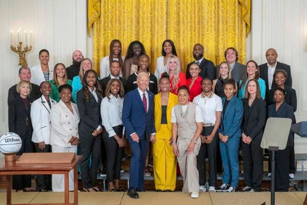 September 10, 2024, Washington, Dc, United States of America: U.S President Joe Biden, center, poses with the University of South Carolina NCAA WomenÃ¢â‚¬â ¢s basketball champions at East Room of the White House, September 10, 2024 in Washington, D.C. Washington United States of America - ZUMAp138 20240910_zaa_p138_024 Copyright: xOliverxContreras WhitexHousex