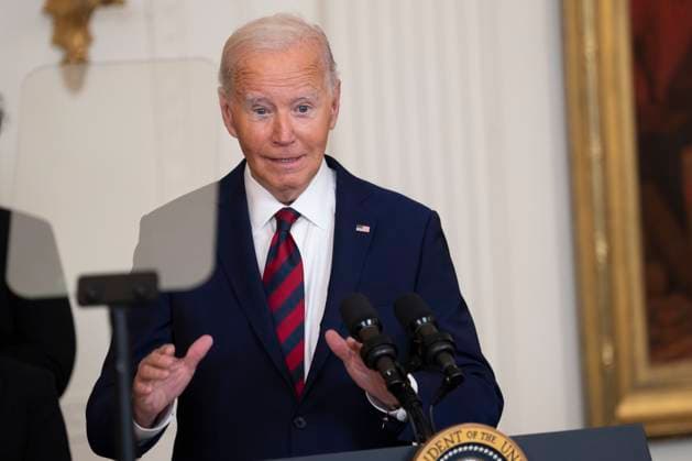September 10, 2024, Washington, District Of Columbia, USA: United States President Joe Biden welcomes the University of South Carolina Gamecocks Women™s Basketball Team to the White House in Washington, DC to celebrate their 2023-2024 NCAA championship season at the September 10, 2024 Washington USA - ZUMAs152 20240910_faa_s152_121 Copyright: xChrisxKleponisx