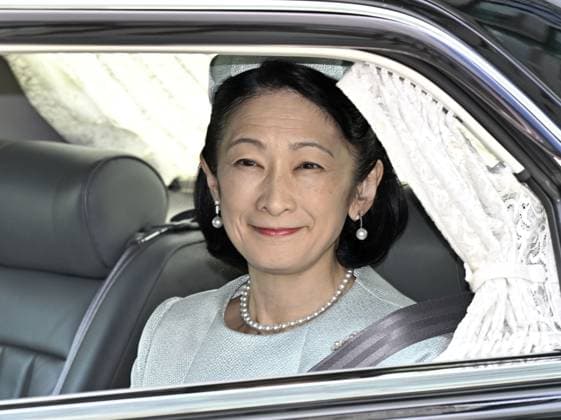 Entertainment Themen der Woche KW37 Entertainment Bilder des Tages Japanese Crown Princess Kiko Japanese Crown Princess Kiko visits the Imperial Palace in Tokyo by car on Sept. 11, 2024, her 58th birthday, to greet Emperor Naruhito and Empress Masako.  A14AA0003420202P