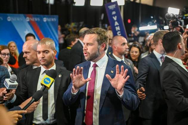 September 10, 2024, Philadelphia, Pennsylvania, USA: Vice President candidate JD VANCE, speaking in the spin room of the Presidential debate at the Pennsylvania Convention Center. Philadelphia USA - ZUMArf1_ 20240910_zaf_rf1_070 Copyright: xRickyxFitchettx