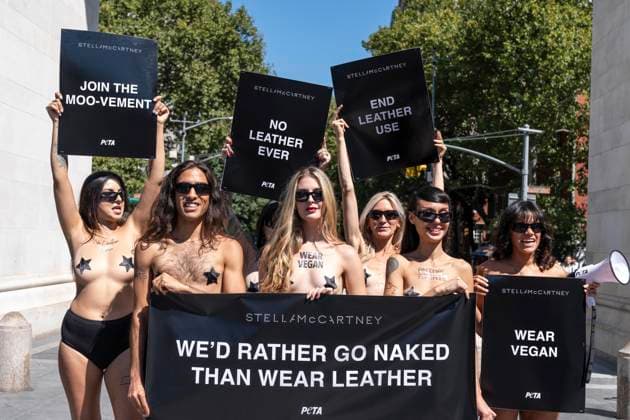 September 10, 2024, New York, New York, United States: PETA activists rally on Washington Square in New York on September 10, 2024 to demand end of leather usage in fashion during Fashion Week sponsored by designer Stella McCartney New York United States - ZUMAr339 20240910_znp_r339_089 Copyright: xLevxRadinx