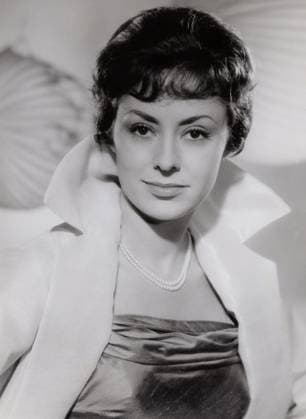 Caterina Valente Caterina Valente, italienische Sängerin, Tänzerin, Gitarristin, Schauspielerin und Entertainerin, Deutschland 1950er Jahre. Italian singer, dancer, guitarist, actress and entertainer Caterina Valente, Germany 1950s., Credit:kpa Grimm Avalon Deutschland  Copyright: xkpax xGrimmx xAvalonx PCN_OBIT_CATERINA_VALENTE_698326789