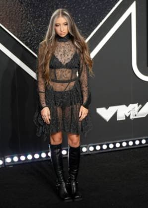 Isabel LaRosa arrives on the red carpet at the 2024 MTV Video Music Awards VMA s at the UBS Arena in Elmont, New York on Wednesday, September 11, 2024.  NYP202409111076 DerekxC.xFrench